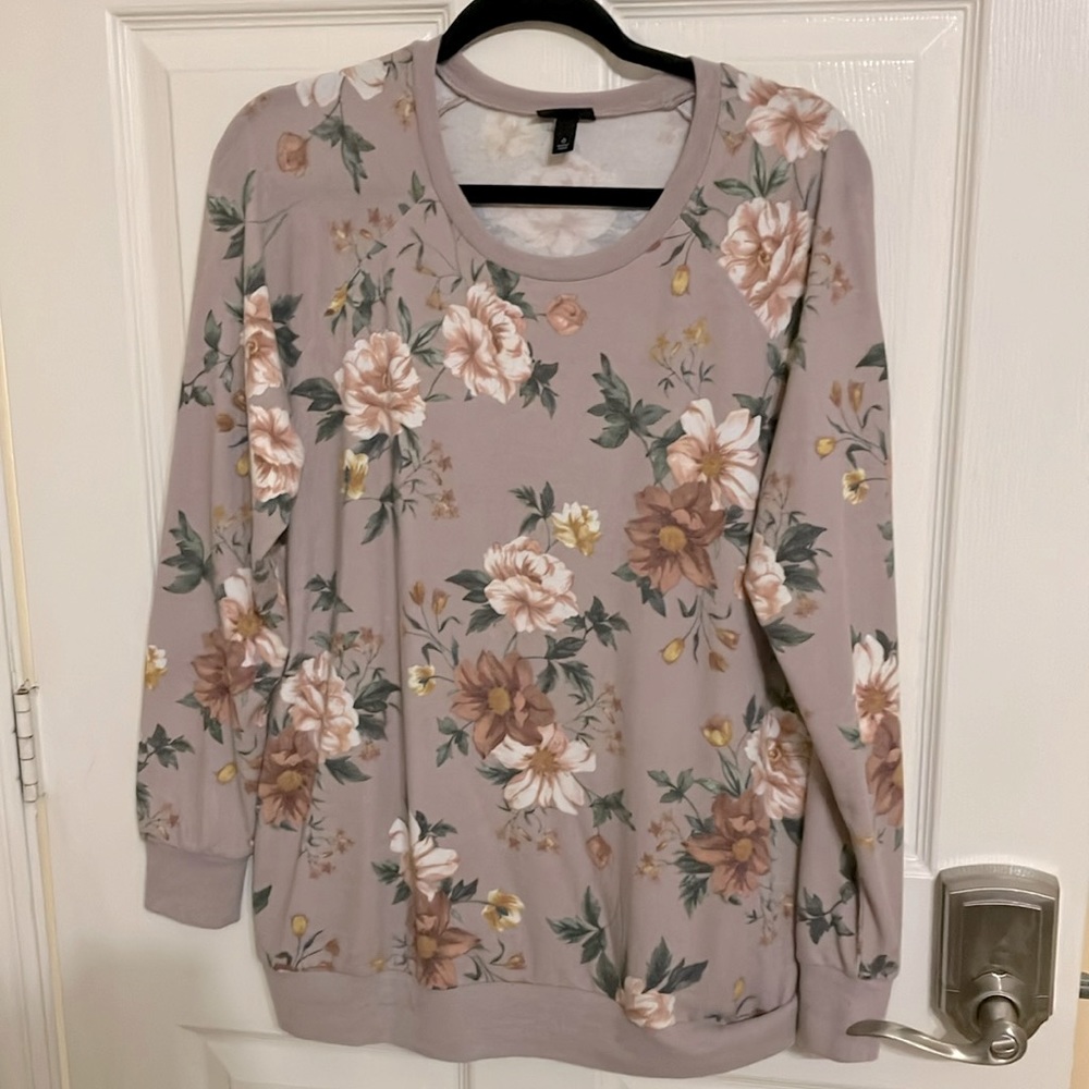 Torrid Mauve Pale Pink Floral Sweater Sz 0